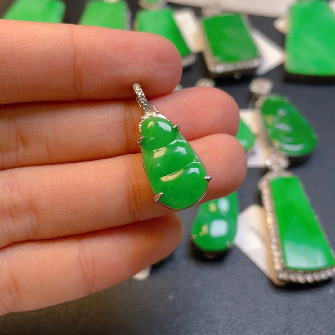 翡翠银S925镶嵌颈饰