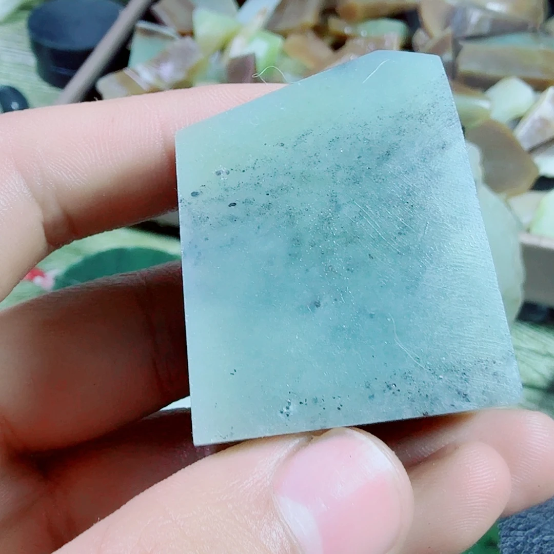 未镶嵌和田玉（糖玉）挂件