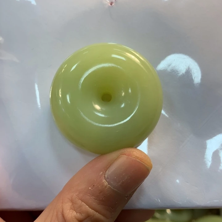 颈饰未镶嵌和田玉普****哥