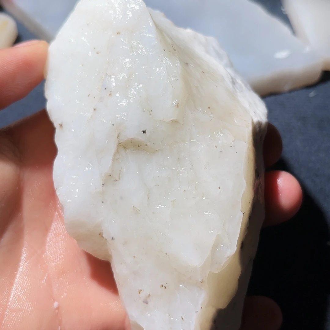 和田玉未镶嵌珠宝奇石