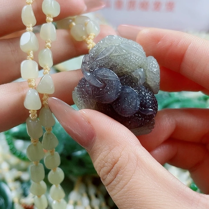 未镶嵌和田玉挂件