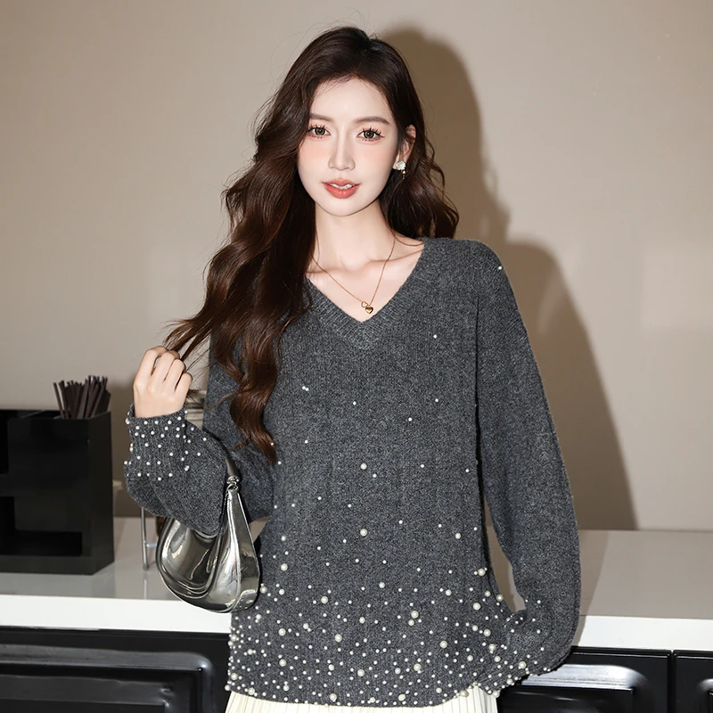 【小呆鸟专享】 NEVENICO 渐变钉珠V领毛衣 NN2501010