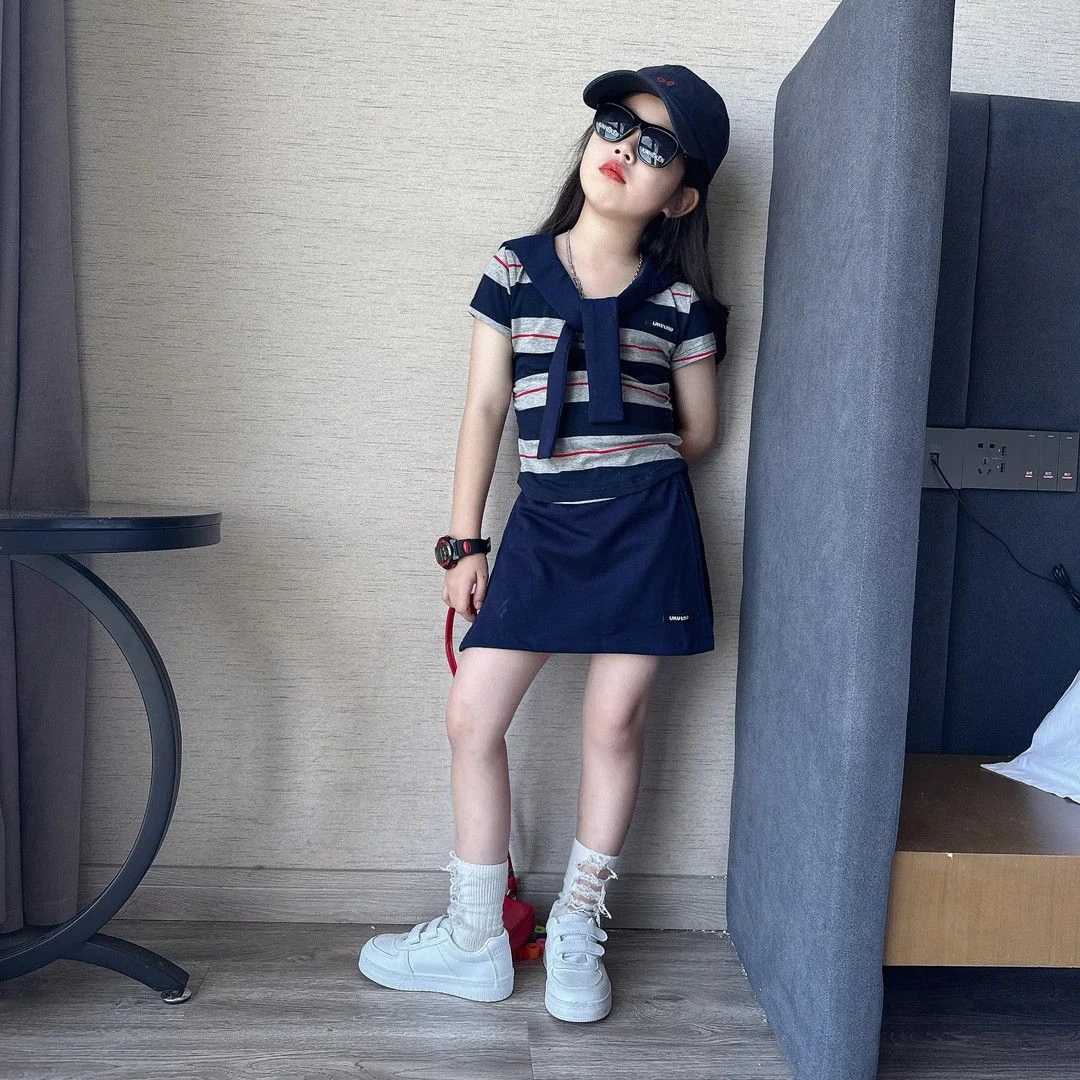 女童夏季时尚学院风裙裤套装中大童女孩时髦披肩条纹短袖两件套