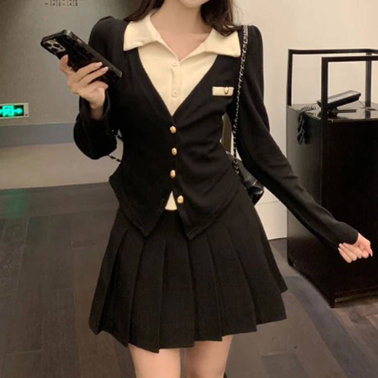 气质减龄显瘦上衣秋季新款胖MM大码女装拼接假两件翻领长袖T恤女