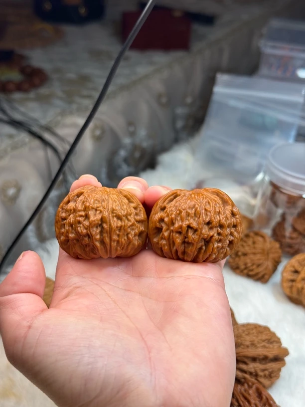 41尺寸全品蝴蝶磨核桃