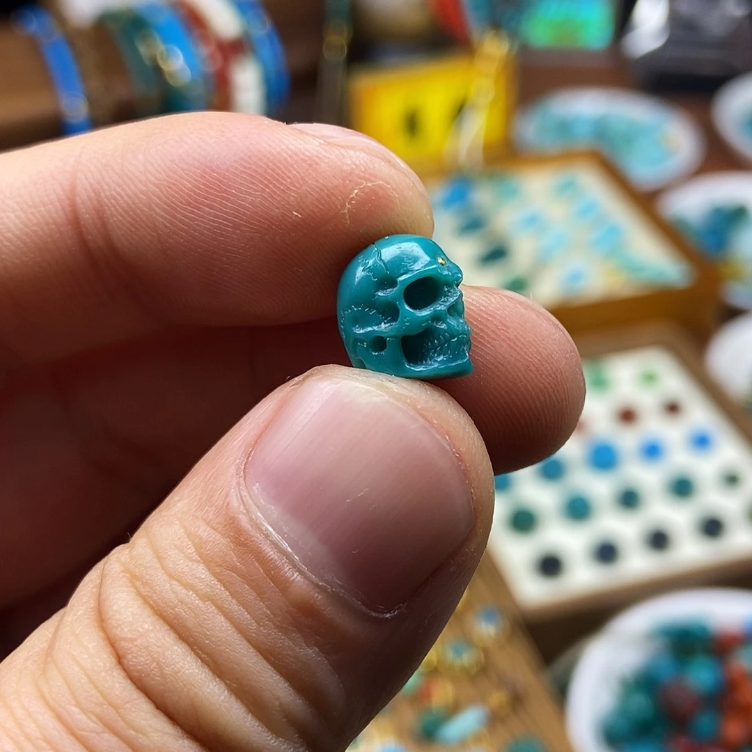 绿松石未镶嵌珠宝奇石