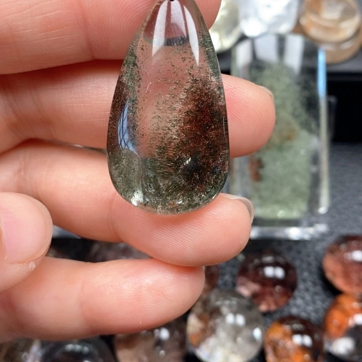 未镶嵌颈饰水晶水晶