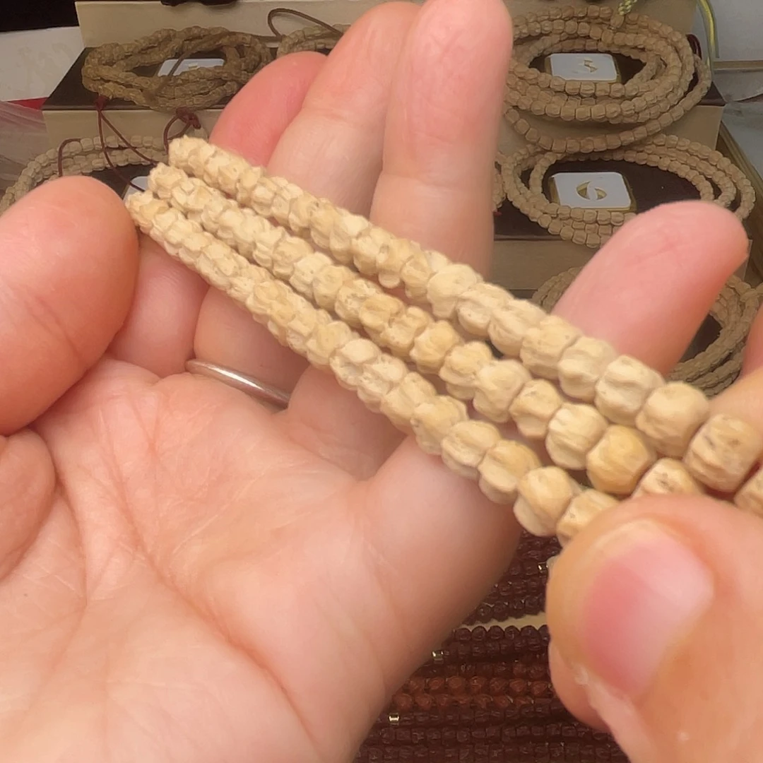 柏香籽/百香籽吊坠