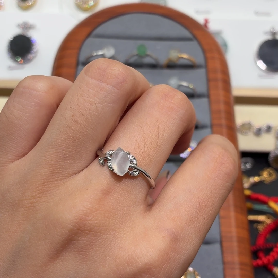 翡翠银S925镶嵌颈饰戒指