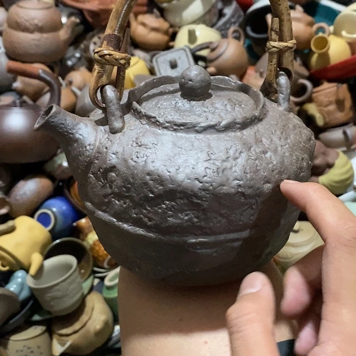 瓷片他家都没有吃东西吧……荷花