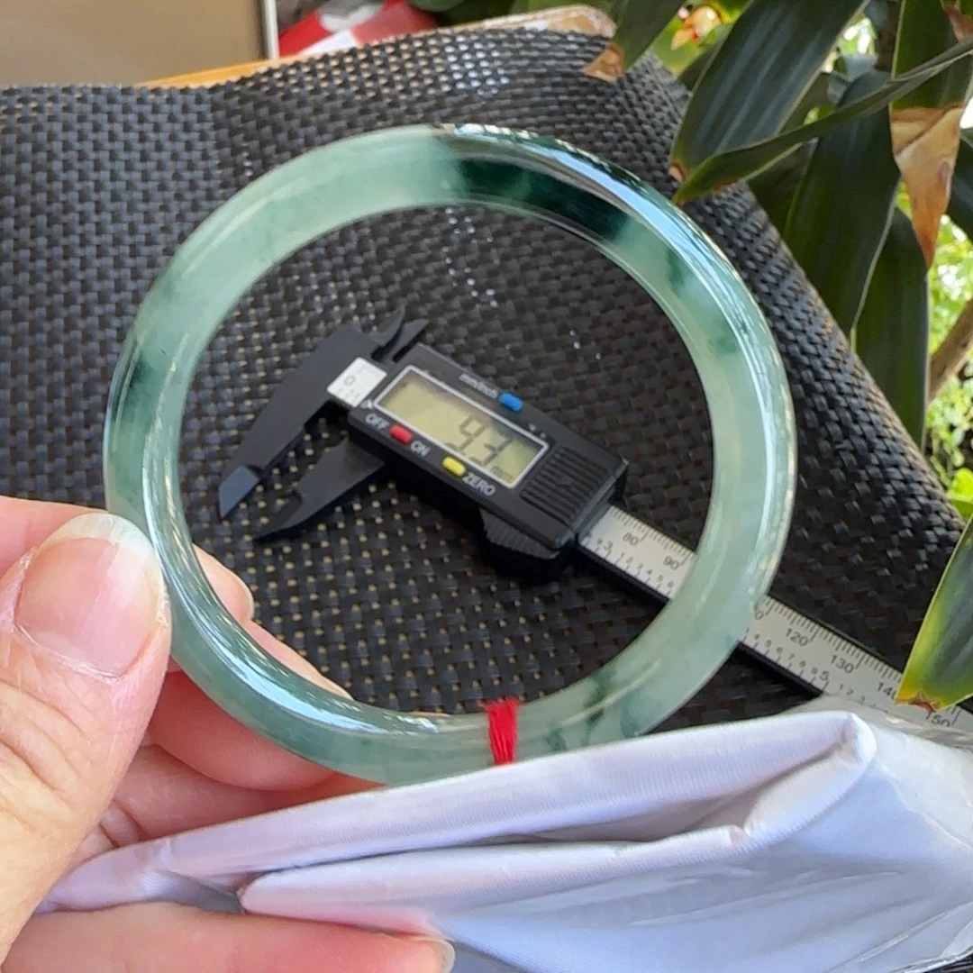 翡翠未镶嵌手镯52.5圆条手镯