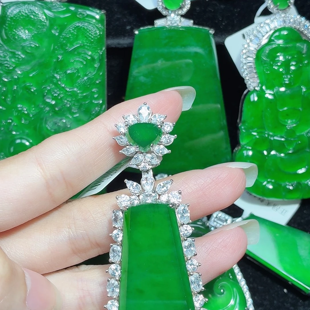 翡翠银S925镶嵌颈饰