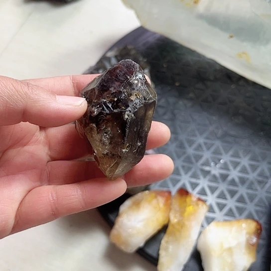 天然水晶未镶嵌烟晶M***E