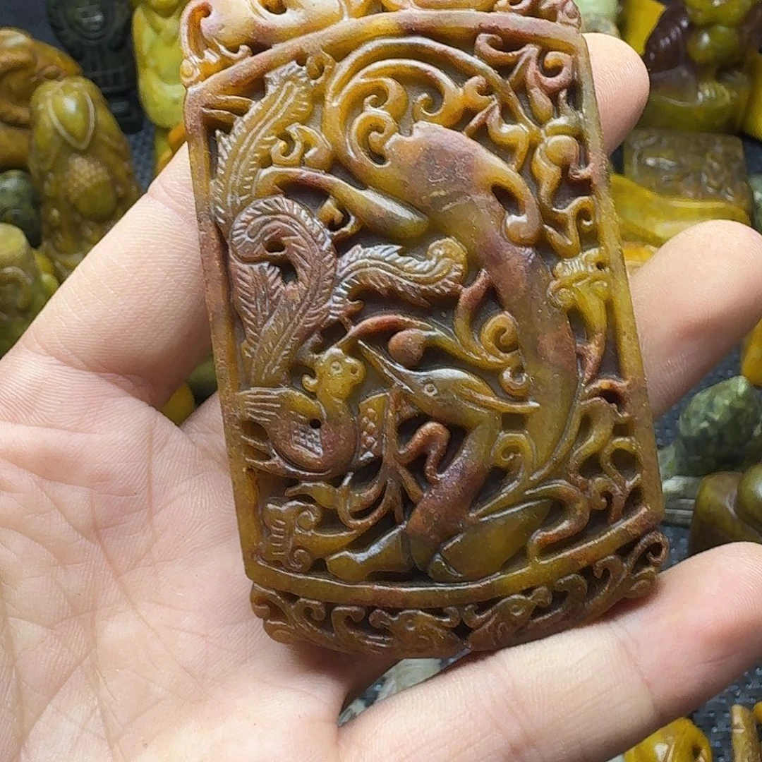 白玉菩提吊坠。。。