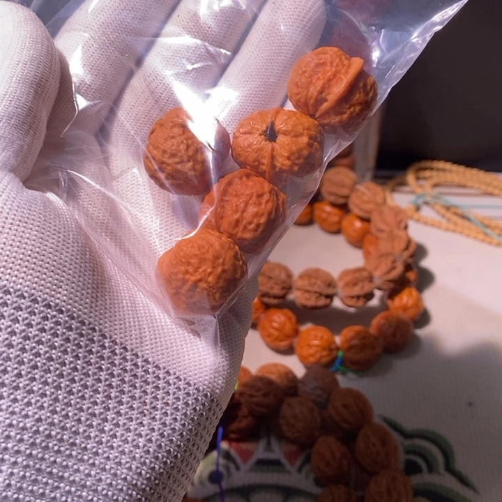 文玩核桃手串林*头…………