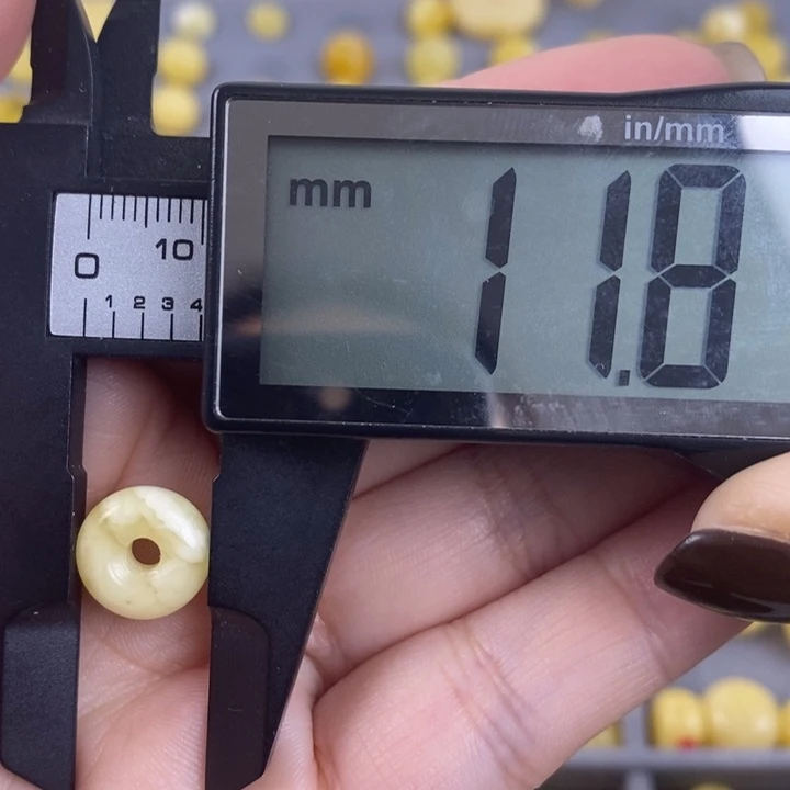 琥珀裸石未镶嵌琥珀蜜蜡2