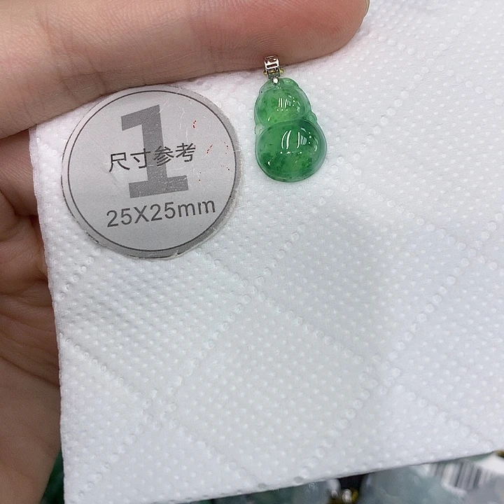 颈饰18K金镶嵌翡翠12345678899