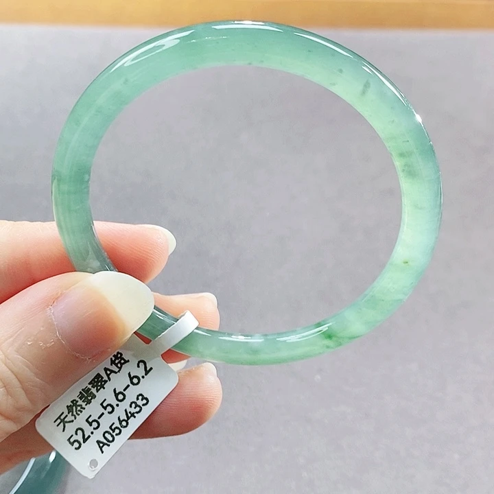 【闪购商品】未镶嵌手镯翡翠