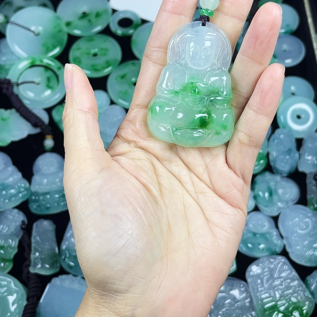 翡翠未镶嵌颈饰吊坠