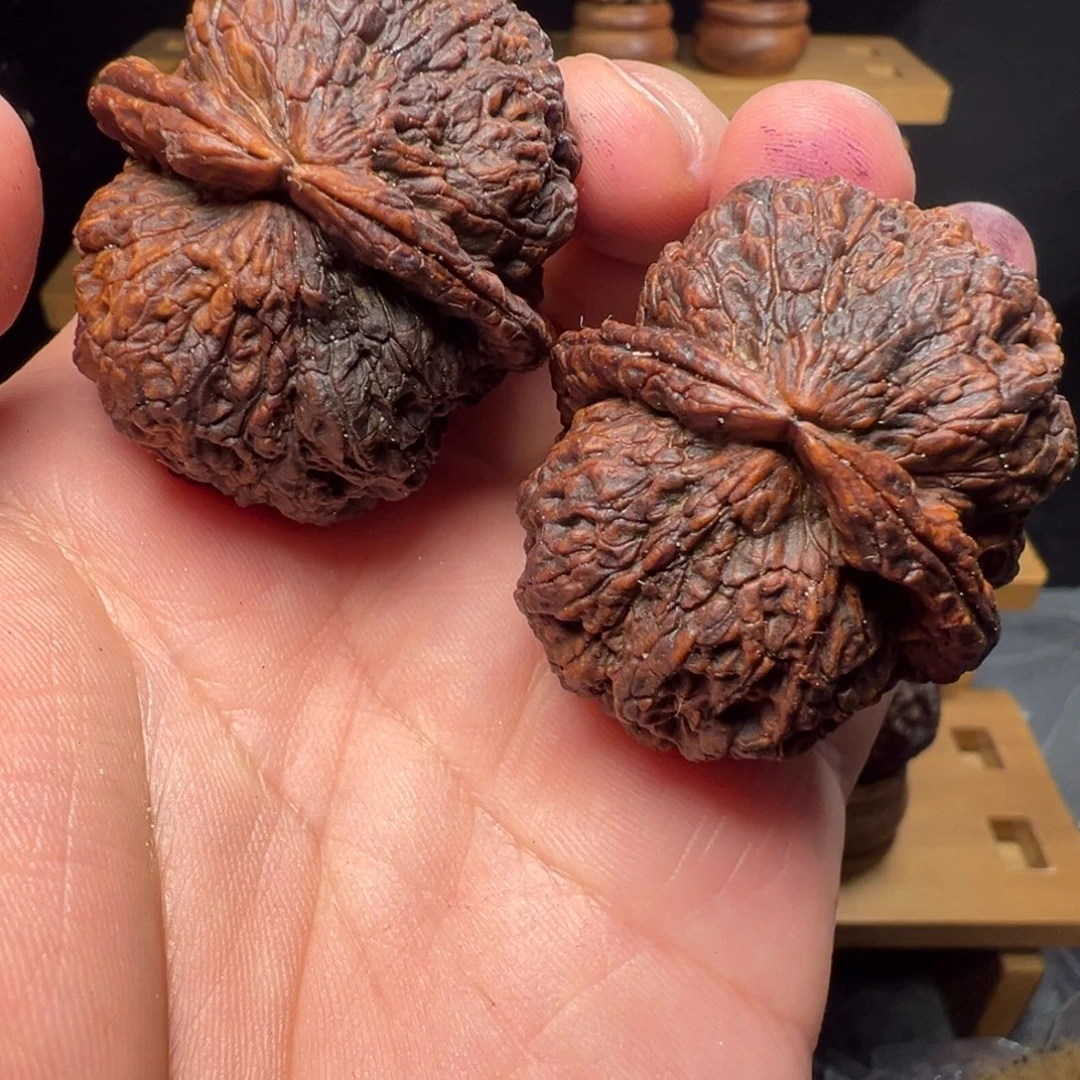 文玩核桃吊坠金刚佛手42mm