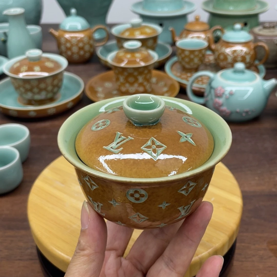 微瑕特价底部缩釉青瓷