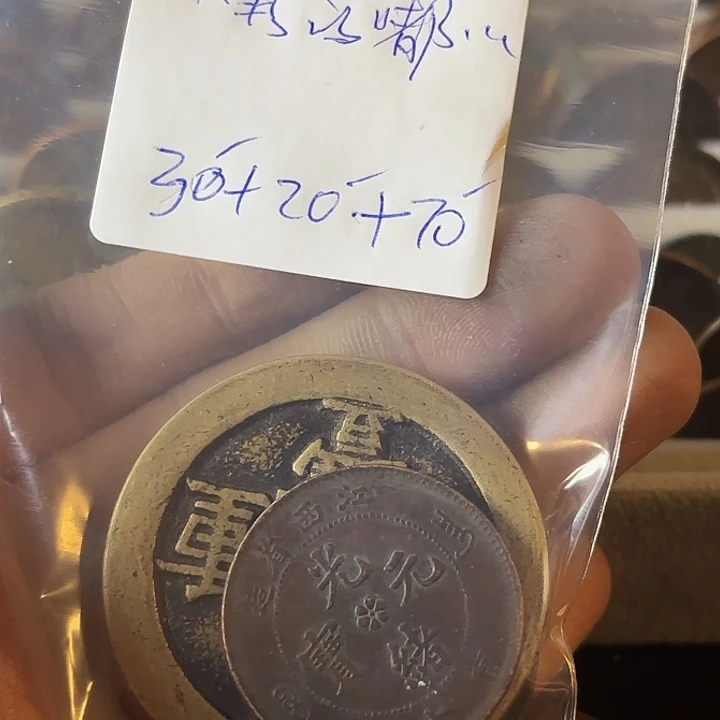 鸭绒茉莉花开酒店，现在在外面吃饭