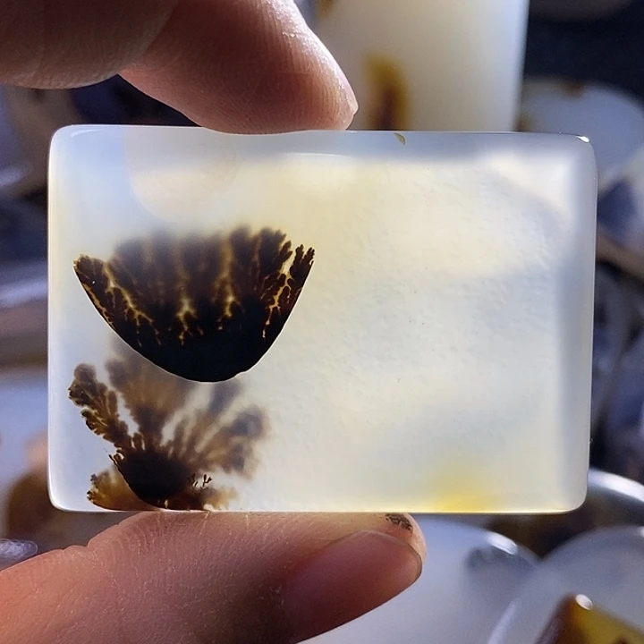 未镶嵌颈饰玛瑙/玉髓