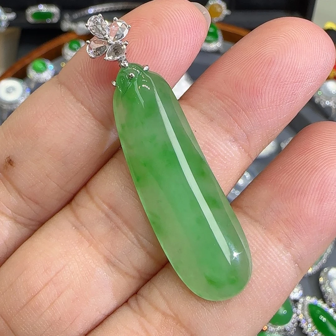 颈饰未镶嵌翡翠天然翡翠