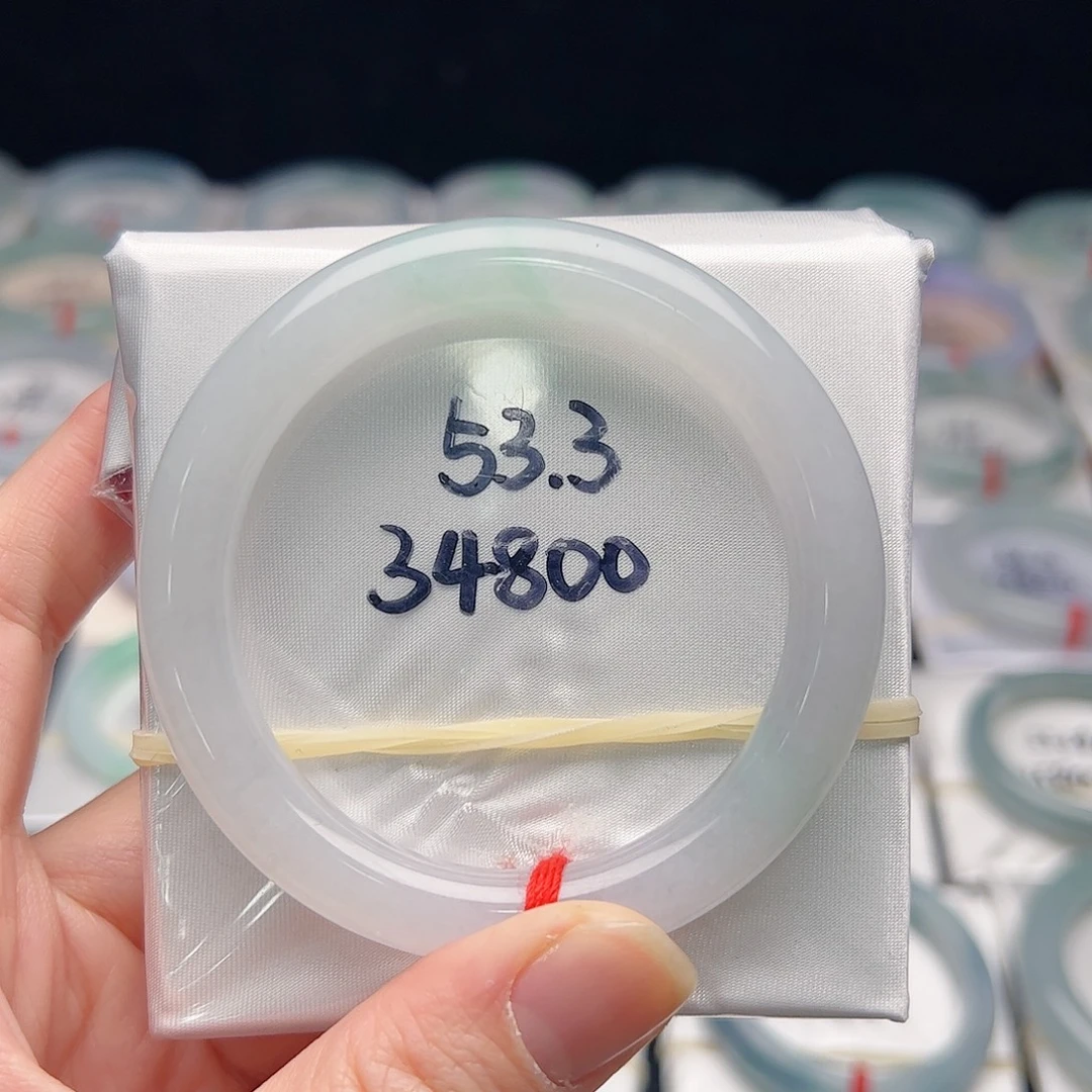 翡翠未镶嵌手镯（圆镯）