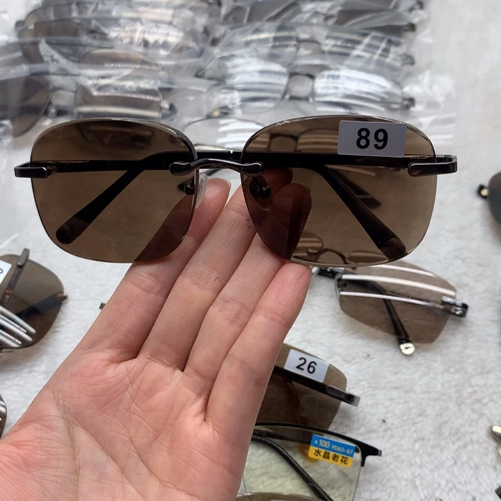 深茶色方圆款眼镜89