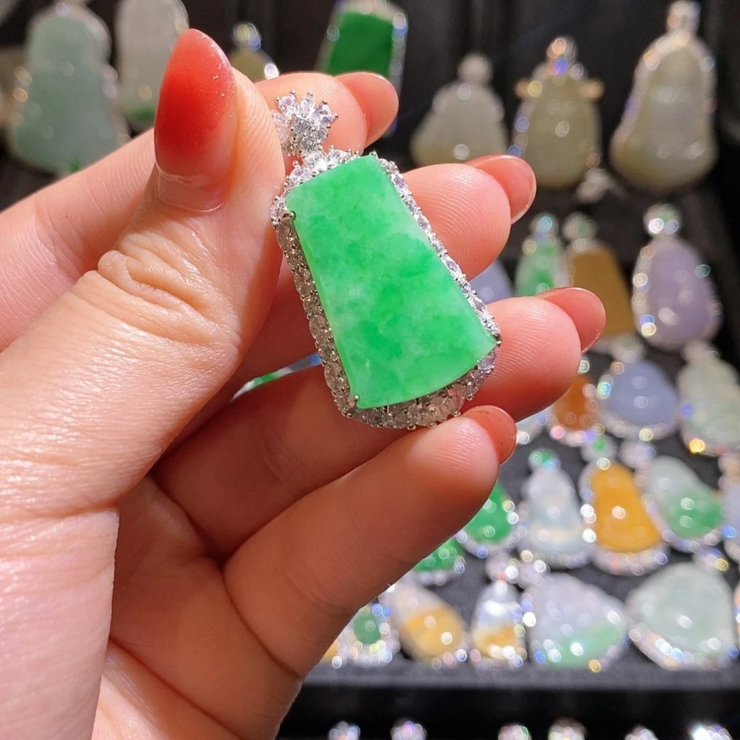 颈饰银S925镶嵌翡翠天然翡翠