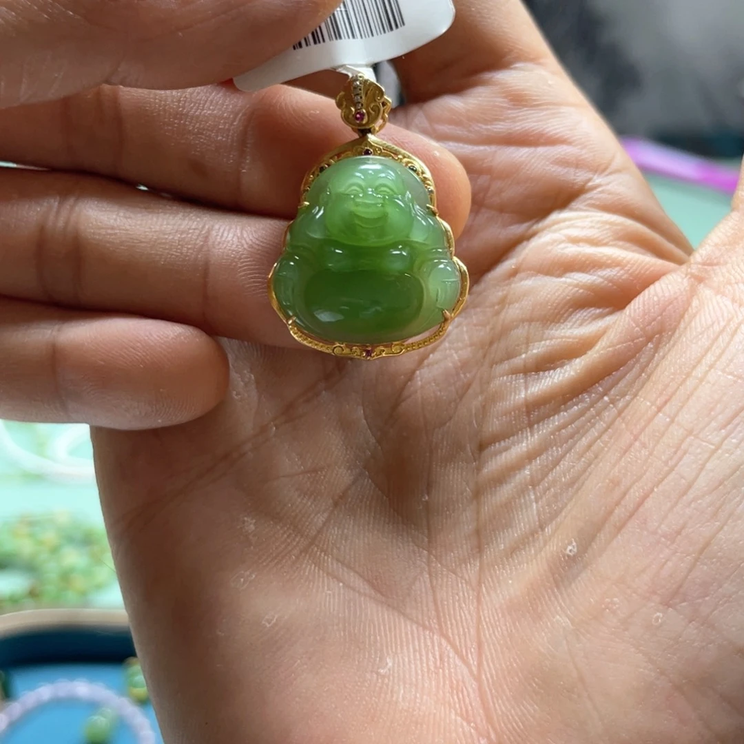 和田玉18K金镶嵌颈饰