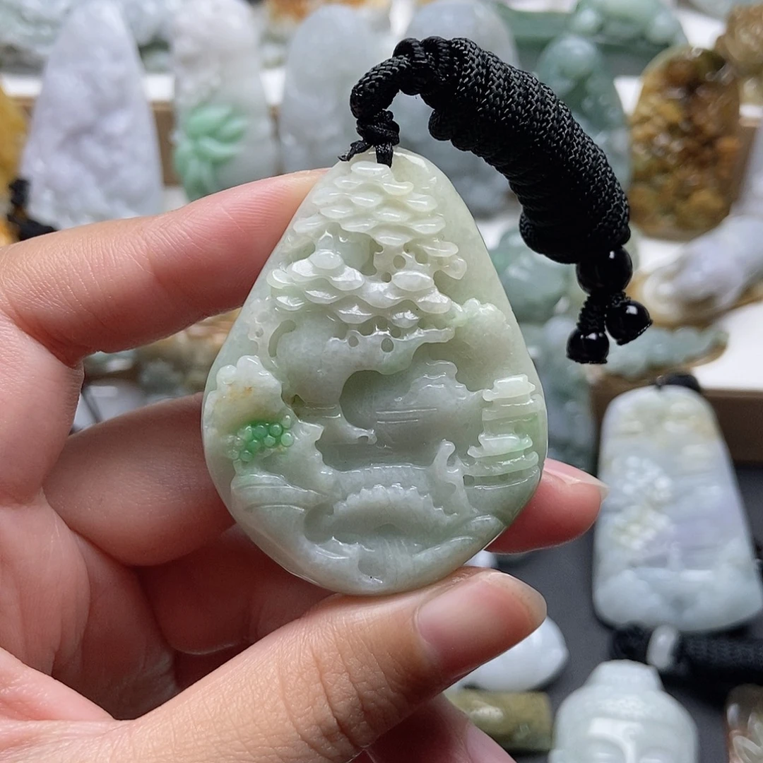 翡翠未镶嵌颈饰翡翠