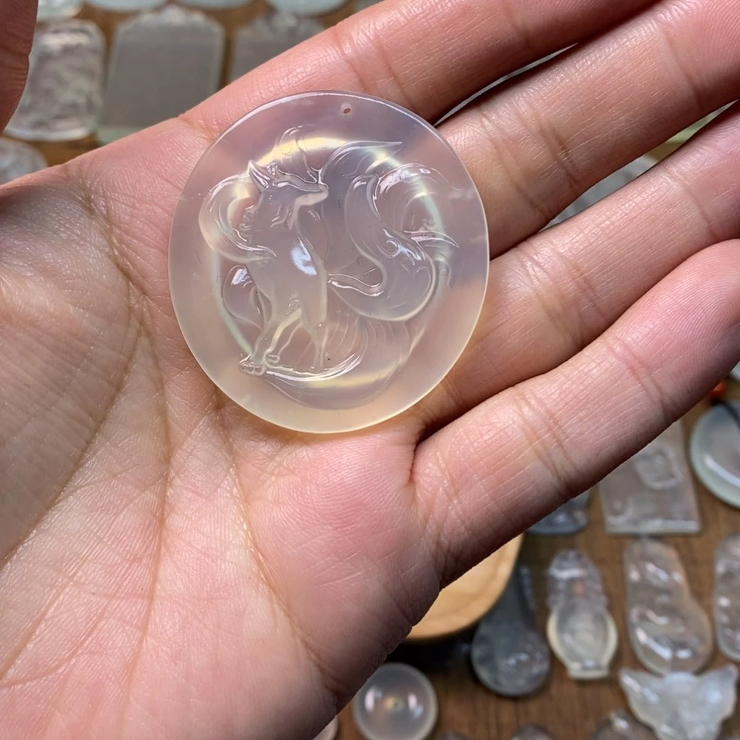 岫玉吊坠(不含链)未镶嵌