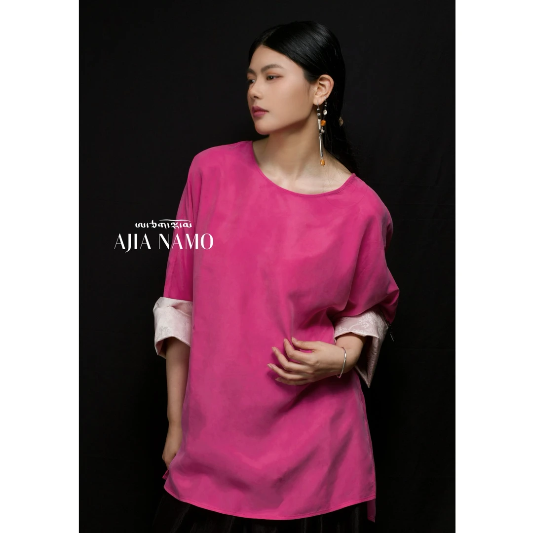 AJ-NAMO原创设计款樱花粉圆领上衣