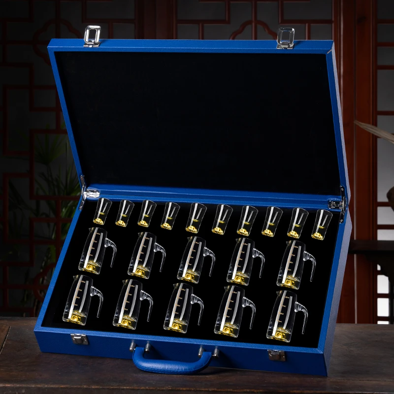 白酒杯套装家用送礼创意分酒器皮箱礼盒水晶玻璃酒具一口杯子