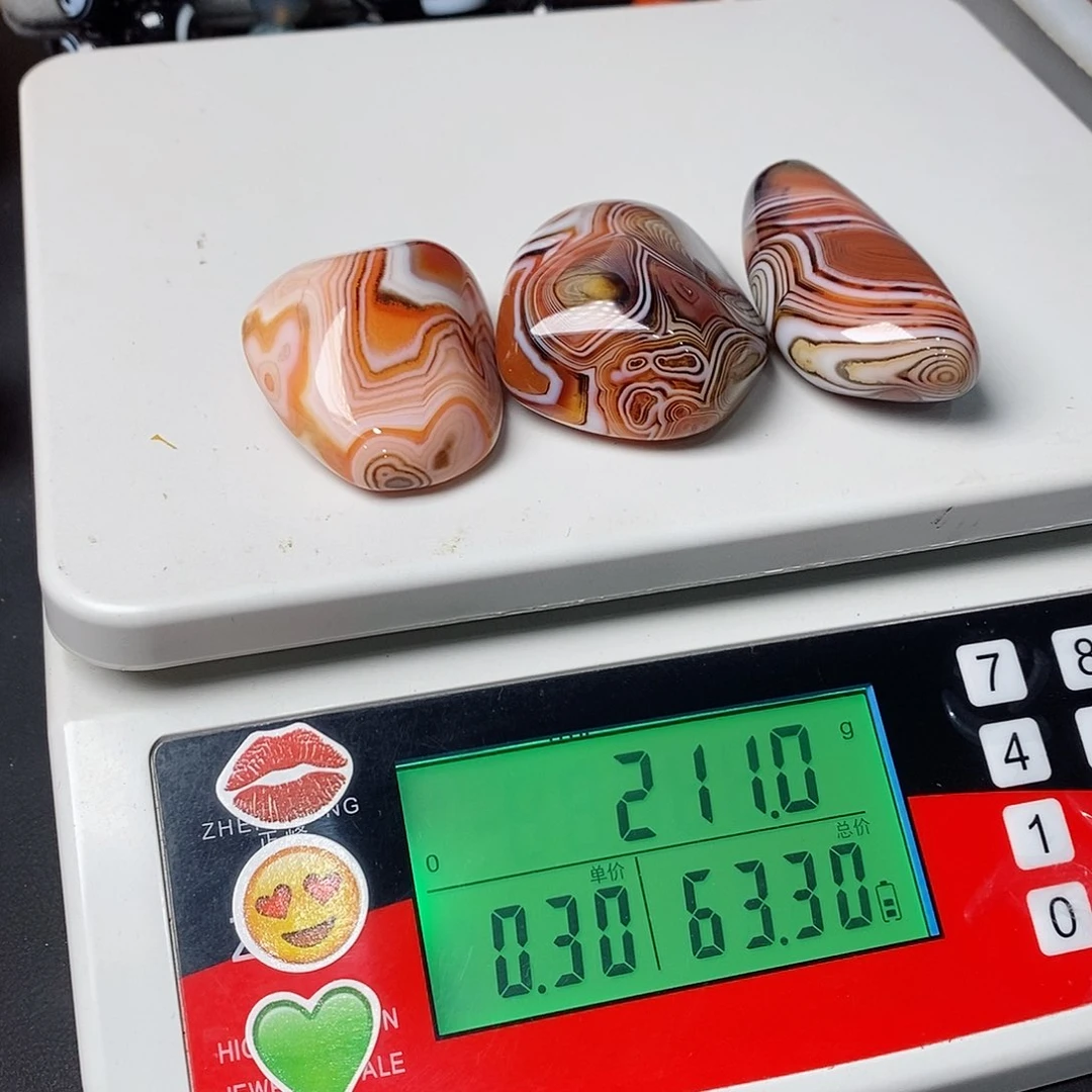 玛瑙/玉髓玛瑙三毛未镶嵌剑*道