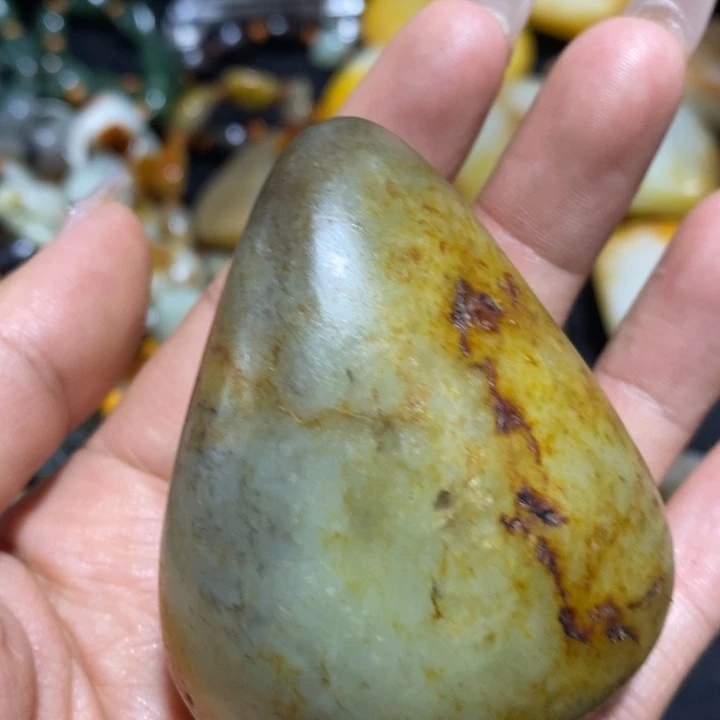 未镶嵌和田玉（糖玉）挂件