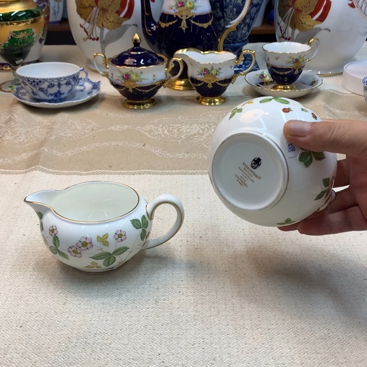 紫砂金瓷阁精品瓷器店