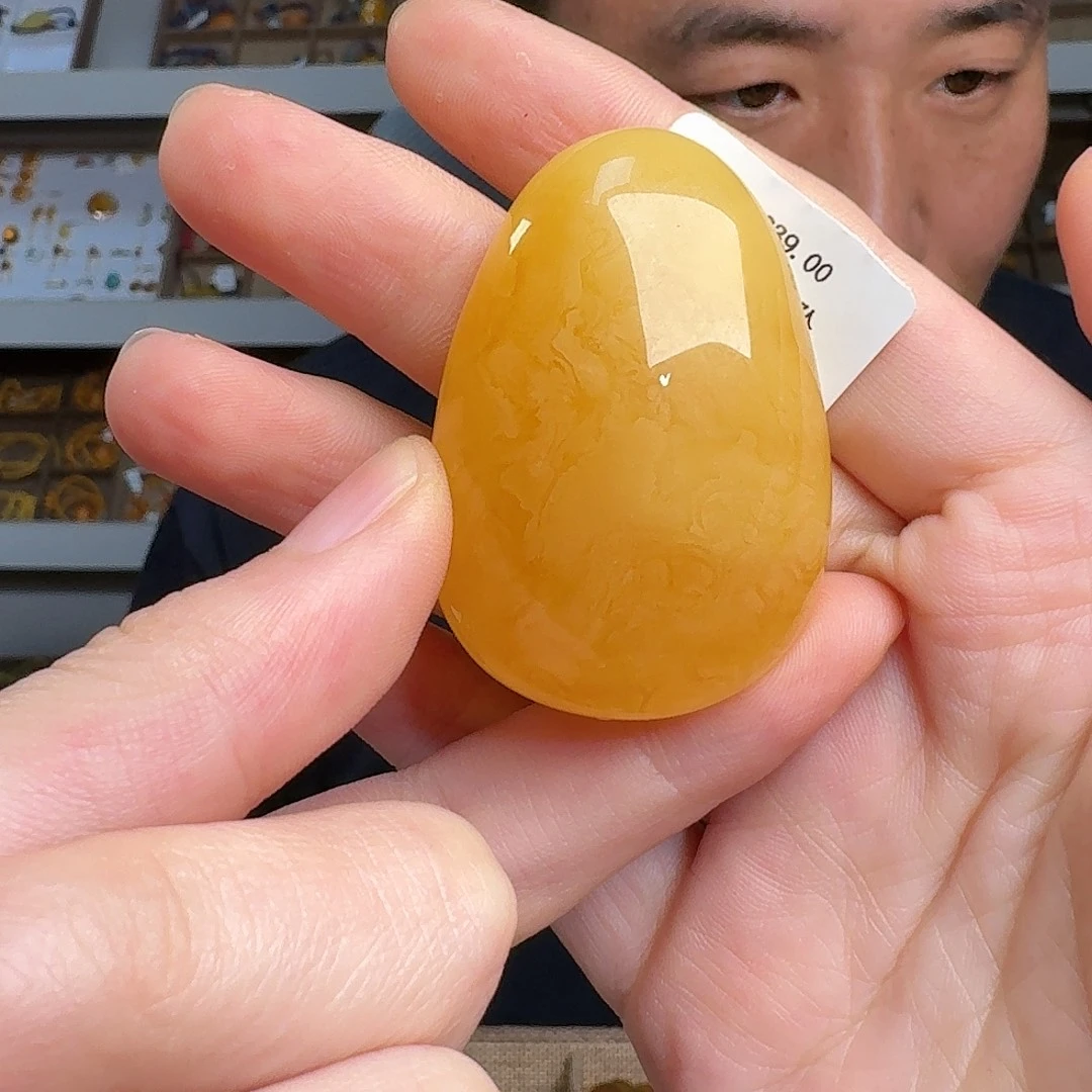 琥珀颈饰未镶嵌水滴吊坠