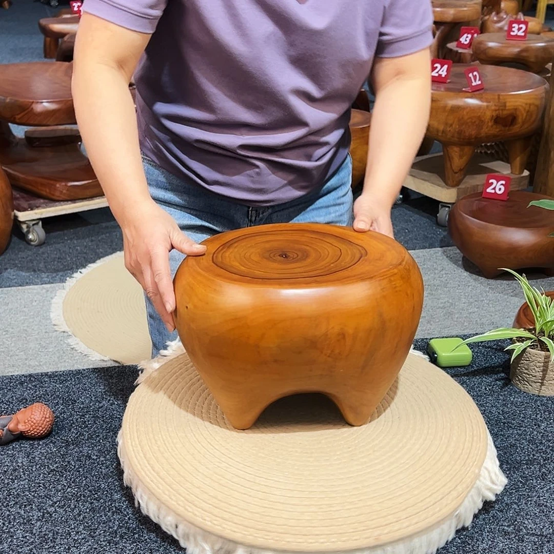 10 号香樟木尺寸：30-24-20cm