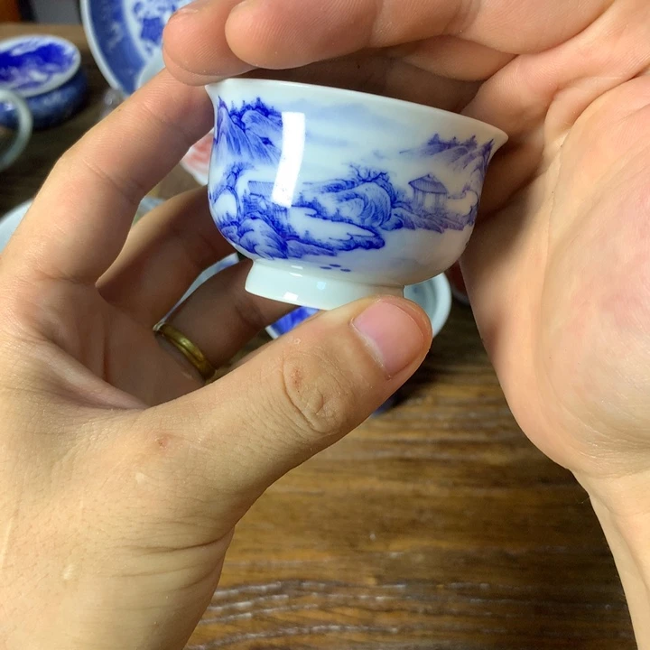 景德镇陶瓷青花主人杯