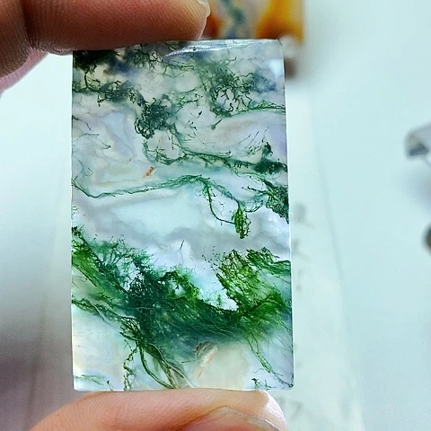 玛瑙/玉髓颈饰未镶嵌好****6