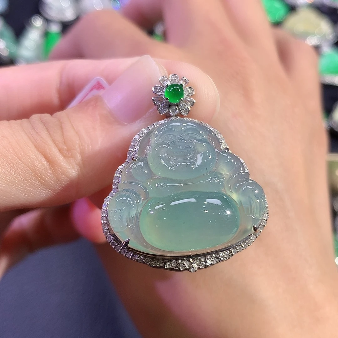 翡翠18K金镶嵌吊坠(赠链)