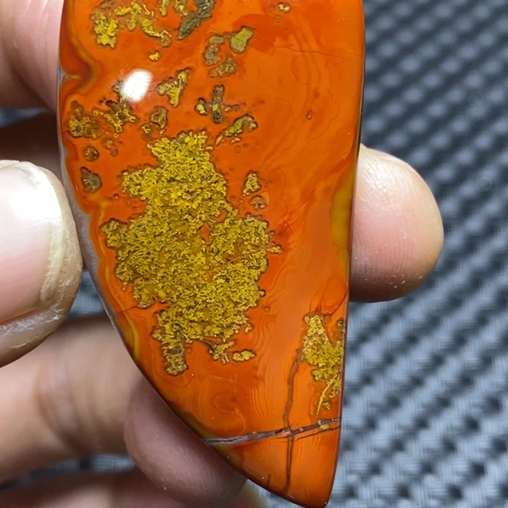 玛瑙/玉髓颈饰未镶嵌太**国