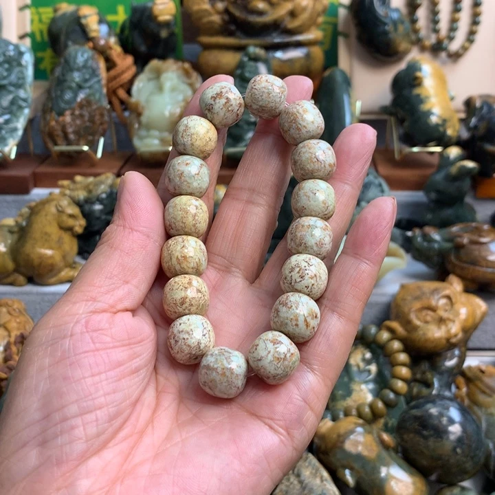 岫岩河磨玉（透闪石质玉）手把件未镶嵌覃*天