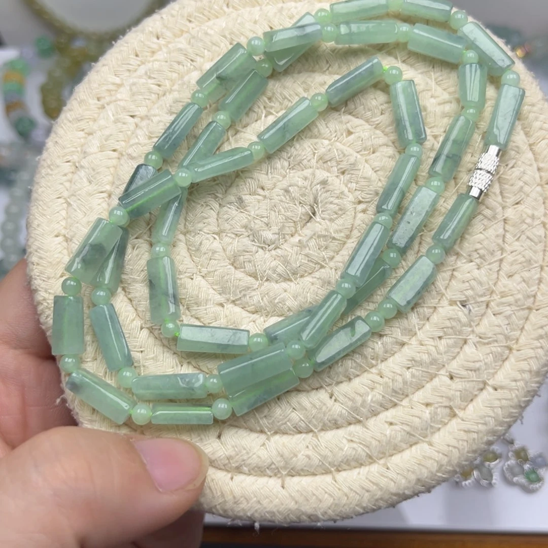 翡翠未镶嵌手链翡翠