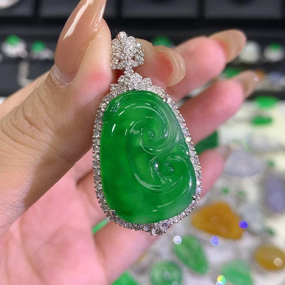 翡翠颈饰18K金镶嵌1111111