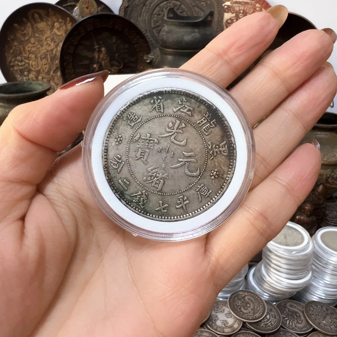 金属复古风格摆件