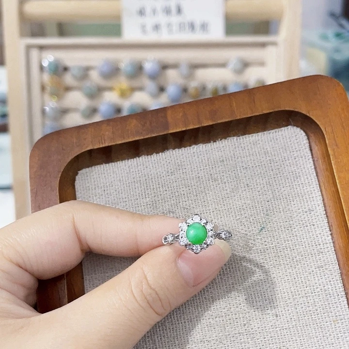 翡翠未镶嵌颈饰天然翡翠Ａ货